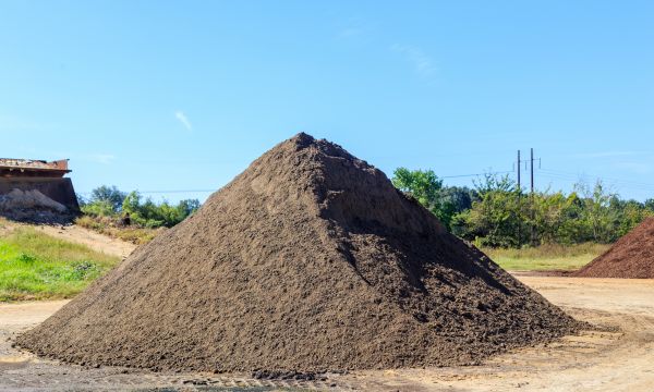 Black Dirt Delivery in Bonita Springs