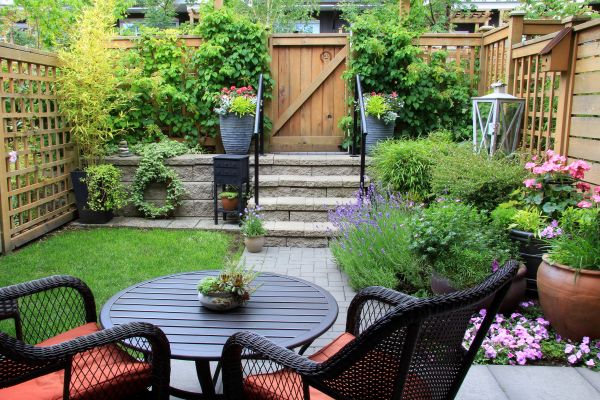 Small Yard Landscaping in Bonita Springs