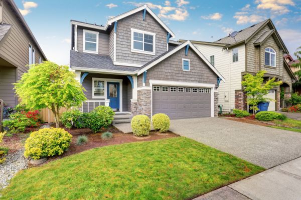 Curb Appeal Landscaping in Bonita Springs